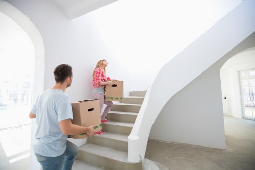 Choosing the right boxes for fragile and heavy items