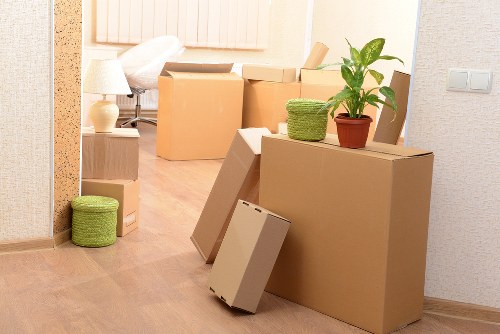 Dartford moving truck for residential and commercial loading needs